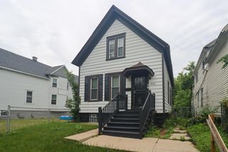 2820 N Palmer STREET, Milwaukee, WI 53212