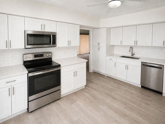 6680 BURNING WOOD Drive 264, Boca Raton, FL 33433
