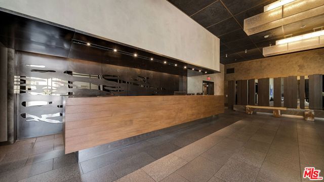 1755 Ocean Avenue 303, Santa Monica, CA 90401