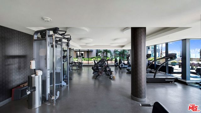 1755 Ocean Avenue 303, Santa Monica, CA 90401