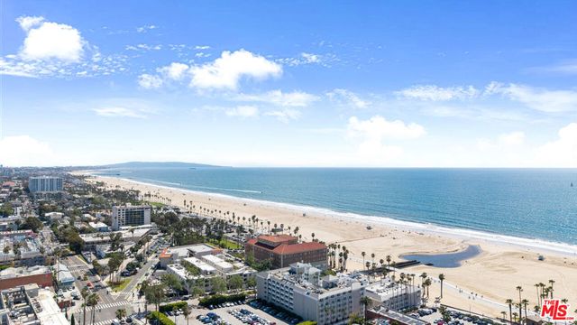 1755 Ocean Avenue 303, Santa Monica, CA 90401