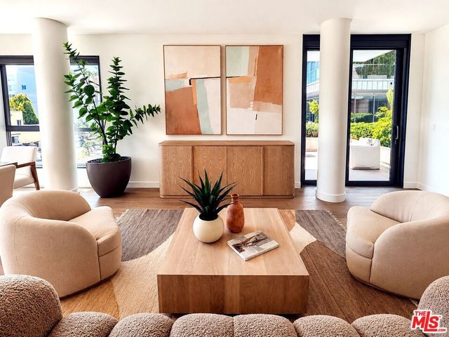 1755 Ocean Avenue 303, Santa Monica, CA 90401