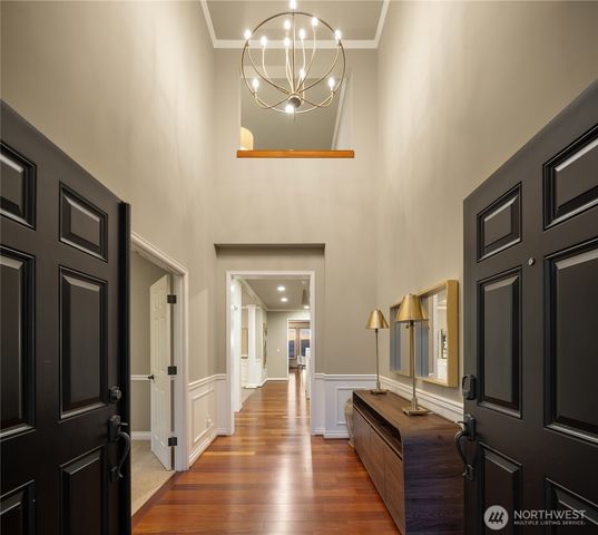 2449 NE Davis Loop, Issaquah, WA 98029