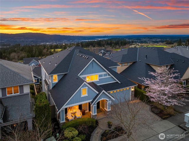 2449 NE Davis Loop, Issaquah, WA 98029