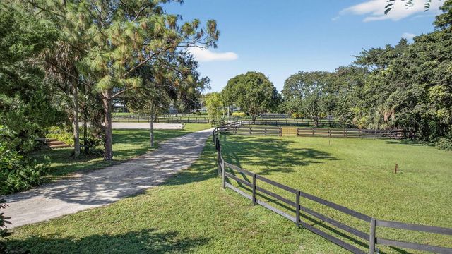 852 Cindy Drive, Wellington, FL 33414
