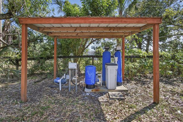 852 Cindy Drive, Wellington, FL 33414
