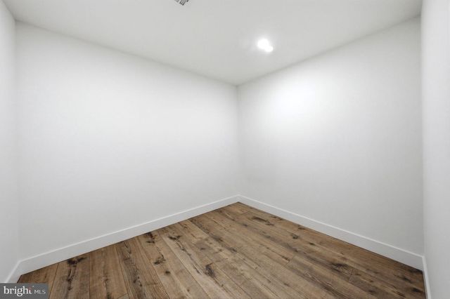 3 TYNE S, Kendall Park, NJ 08824