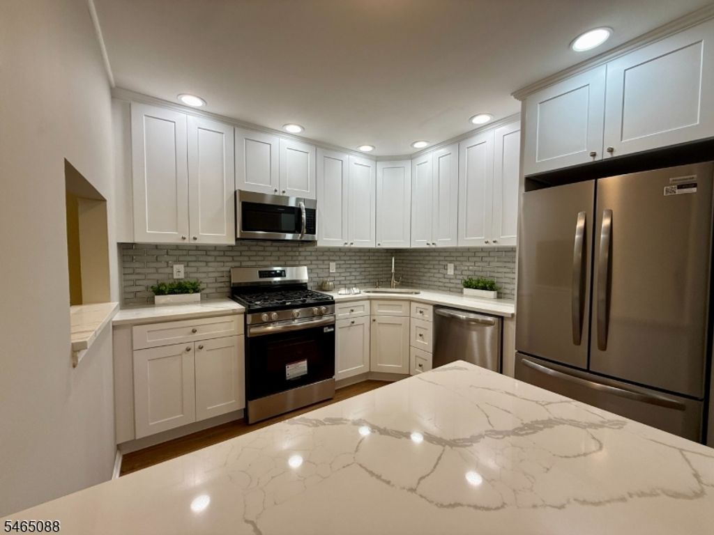 329 Penns Way, Bernards Twp., NJ 07920 — exterior