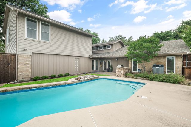 6712 Saint Anne Street, Dallas, TX 75248