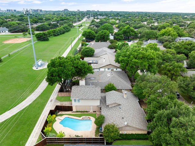 6712 Saint Anne Street, Dallas, TX 75248