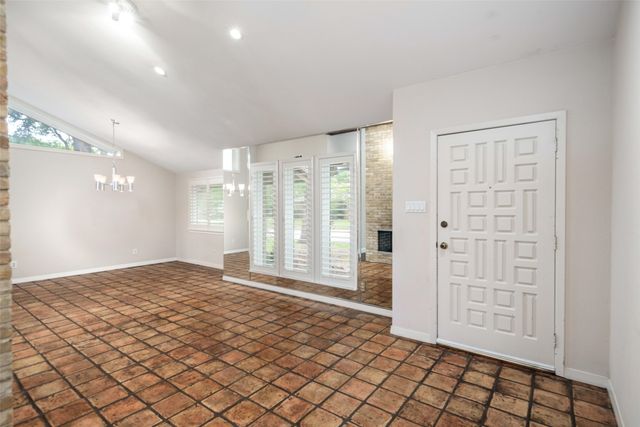 6712 Saint Anne Street, Dallas, TX 75248