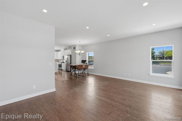 25565 Grandview Lane 33, Novi, MI 48375