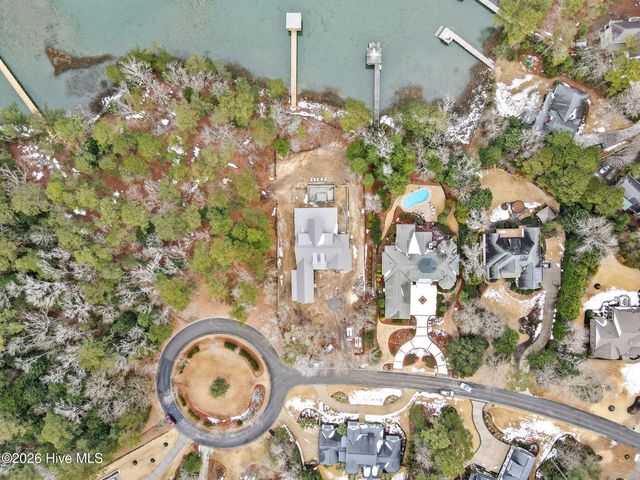 807 John's Orchard Lane, Wilmington, NC 28411