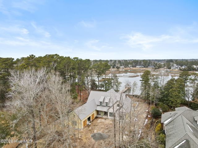 807 John's Orchard Lane, Wilmington, NC 28411