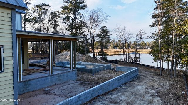 807 John's Orchard Lane, Wilmington, NC 28411