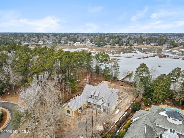 807 John's Orchard Lane, Wilmington, NC 28411