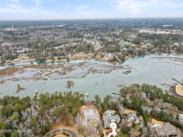 807 John's Orchard Lane, Wilmington, NC 28411