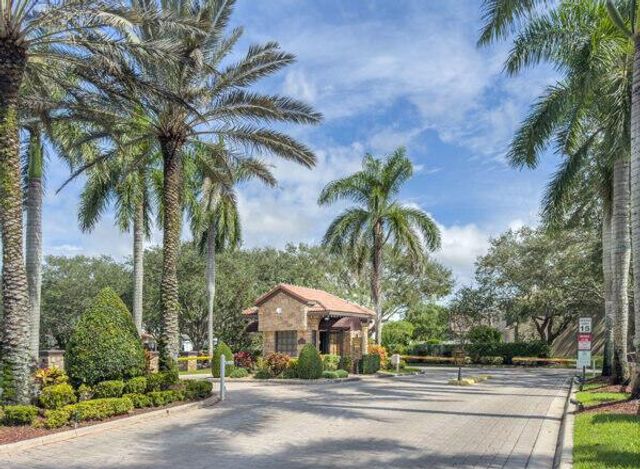 7862 NW 62nd Way, Parkland, FL 33067