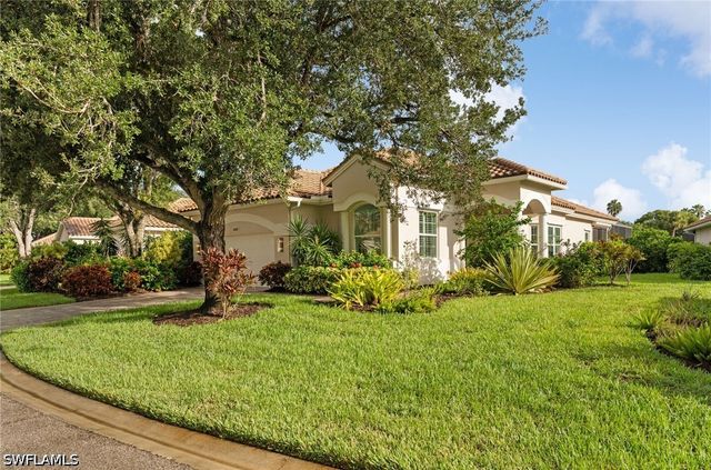 24717 Hollybrier LN, Bonita Springs, FL 34134