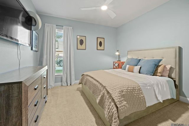 39071 Old Tree Dr, Prairieville, LA 70769