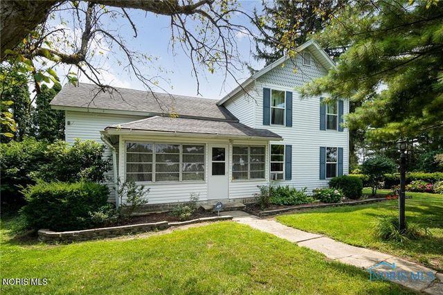 3231 Co Rd K, Swanton, OH 43558