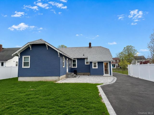 155 Jayne Avenue, Patchogue, NY 11772