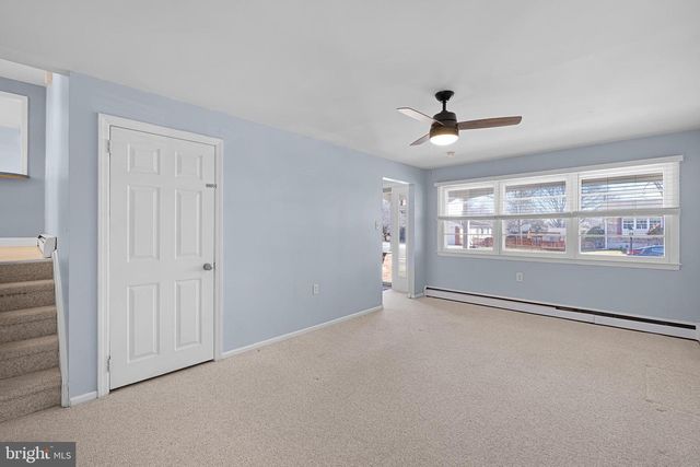 2738 BARNSLEY RD, Wilmington, DE 19808