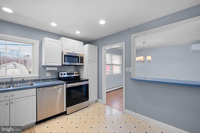 2738 BARNSLEY RD, Wilmington, DE 19808