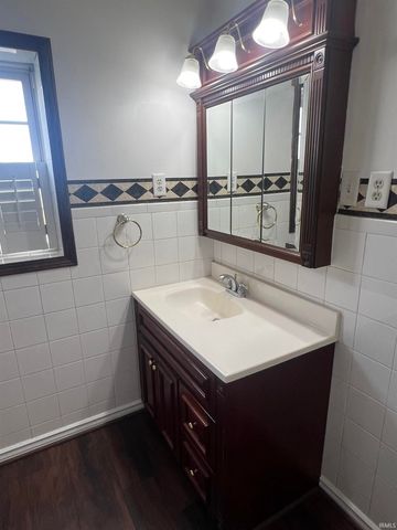 10623 W 300 S, Lyons, IN 47443