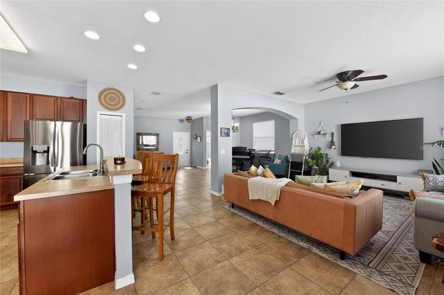 15536 TELFORD SPRING DRIVE, Sun City Center, FL 33573