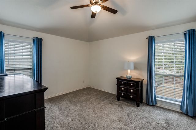 1718 E Branch Hollow Drive, Carrollton, TX 75007