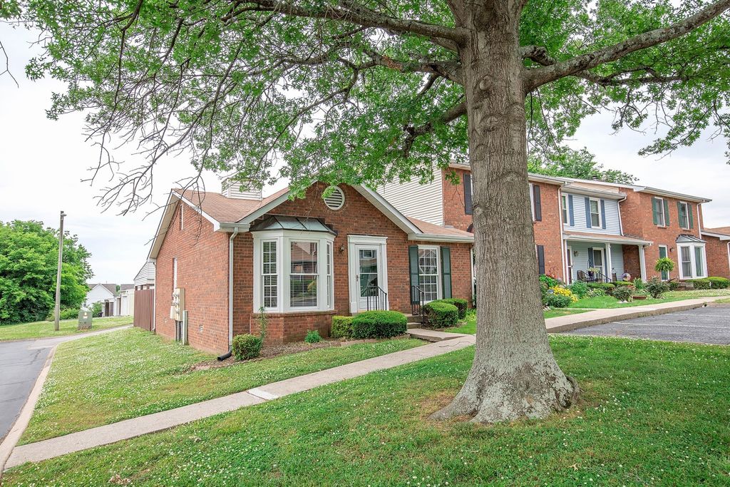 1532 Lewis Rd, Madison, TN 37115