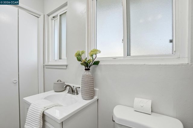 1139 Aspen Dr, Concord, CA 94520