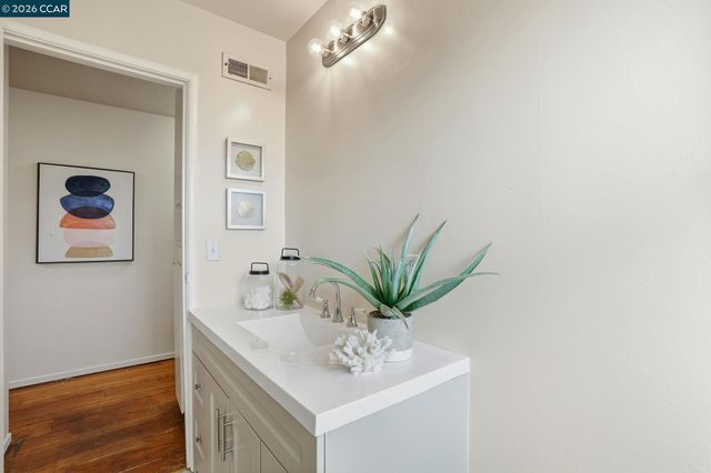 1139 Aspen Dr, Concord, CA 94520