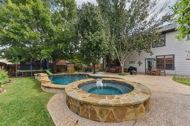3219 Ash Glen LN, Round Rock, TX 78681