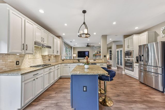 3219 Ash Glen LN, Round Rock, TX 78681