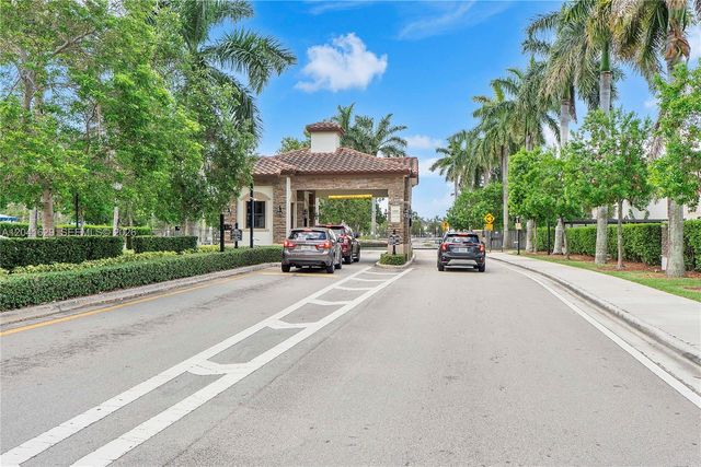 11477 SW 248th Ter, Homestead, FL 33032