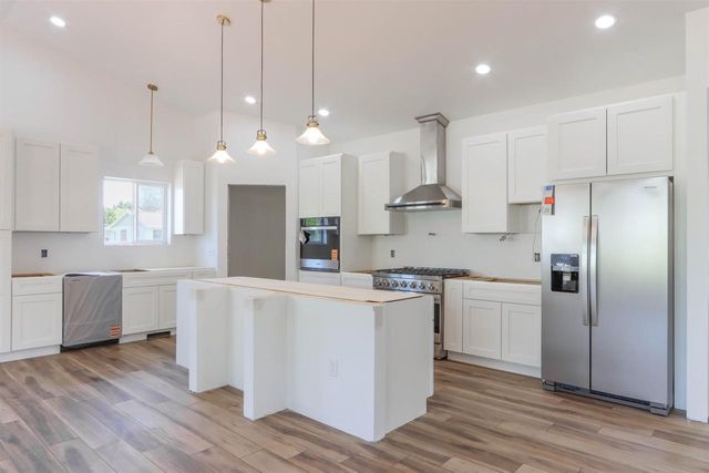 1030 MICHELE COURT, Port Edwards, WI 54469