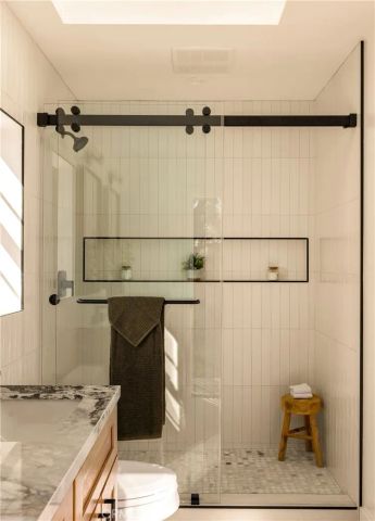 3176 La Tierra Street, Pasadena, CA 91107