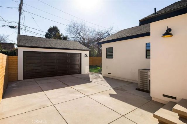 3176 La Tierra Street, Pasadena, CA 91107