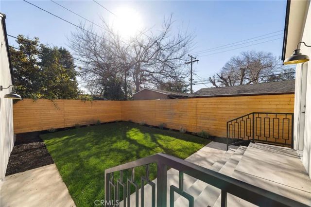 3176 La Tierra Street, Pasadena, CA 91107