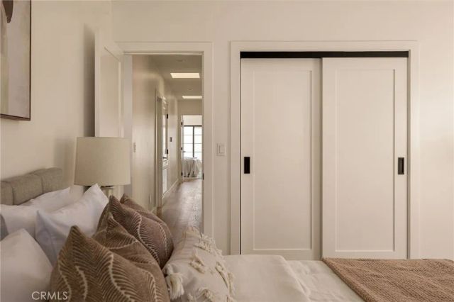 3176 La Tierra Street, Pasadena, CA 91107