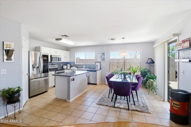 1365 S WAGON WHEEL Court, Chandler, AZ 85286
