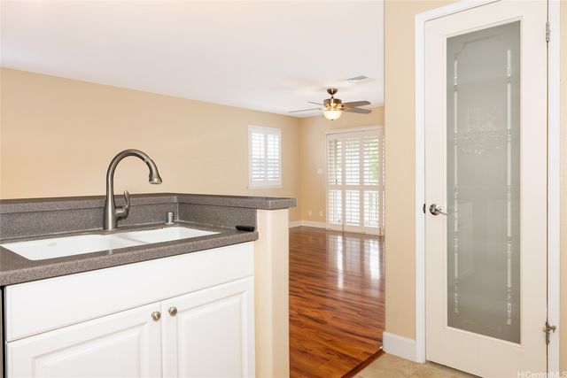92-1051 Koio Drive M8-2, Kapolei, HI 96707