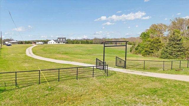 836 Fm-2068, Klondike, TX 75448