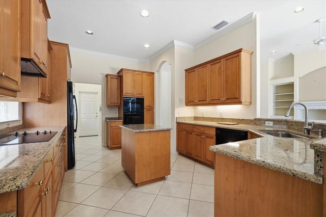 7340 SAINT GEORGES WAY, University Park, FL 34201