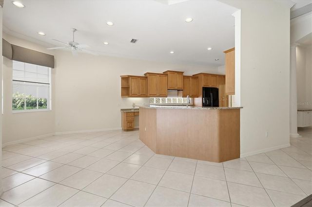 7340 SAINT GEORGES WAY, University Park, FL 34201