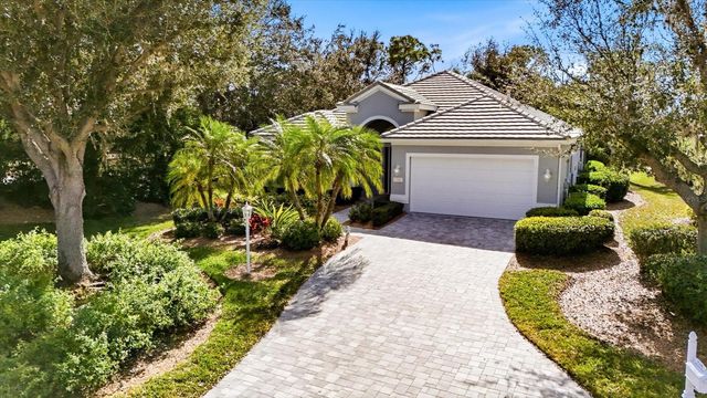 7340 SAINT GEORGES WAY, University Park, FL 34201