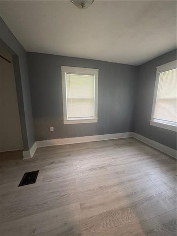 5214 Scarritt Avenue, Kansas City, MO 64123