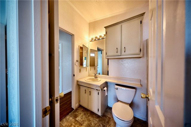 6103 Shenandoah Avenue, Las Vegas, NV 89156